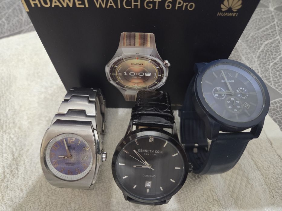 De vanzare ceasuri ...