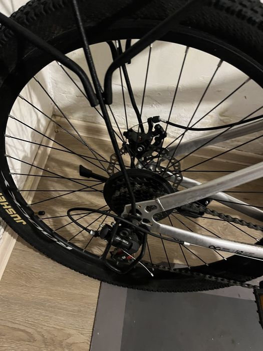 Велосипед новая  продам