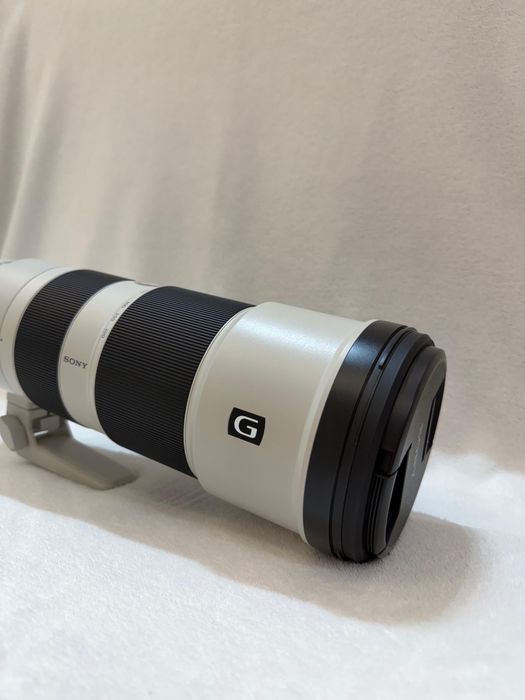 Объектив Sony FE