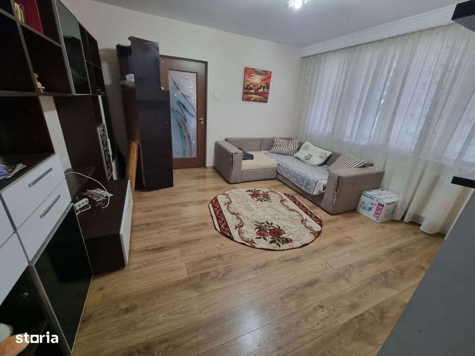 Apartament cu 2 camere, localizat în zona ultracentrală a orașului.