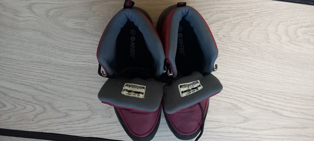 Ghete HI-TEC Martens nr 38