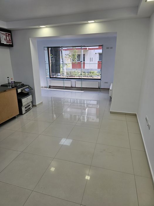 Inchiriez spațiu comercial, Botoșani, Piața Viilor