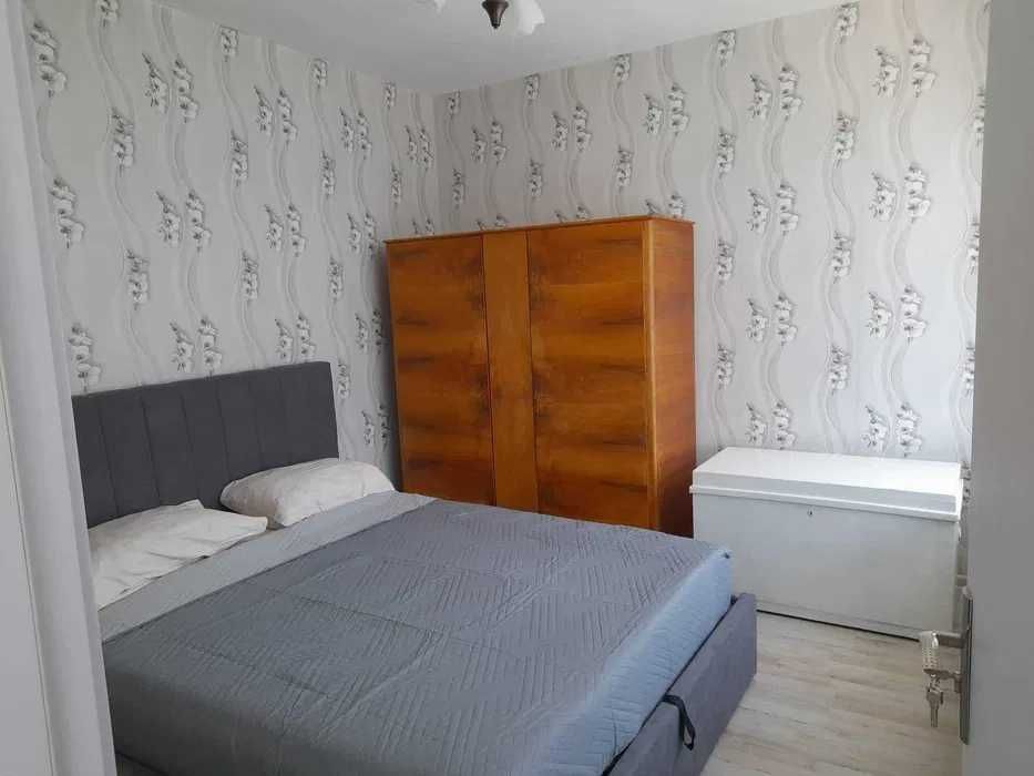 Дава се под наем Двустаен апартамент в София, Хиподрума - 56 кв.м за 448.8 € - Снимка #2