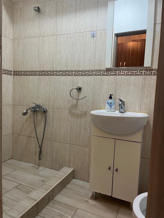 Ofer spre închiriere în regim hotelier