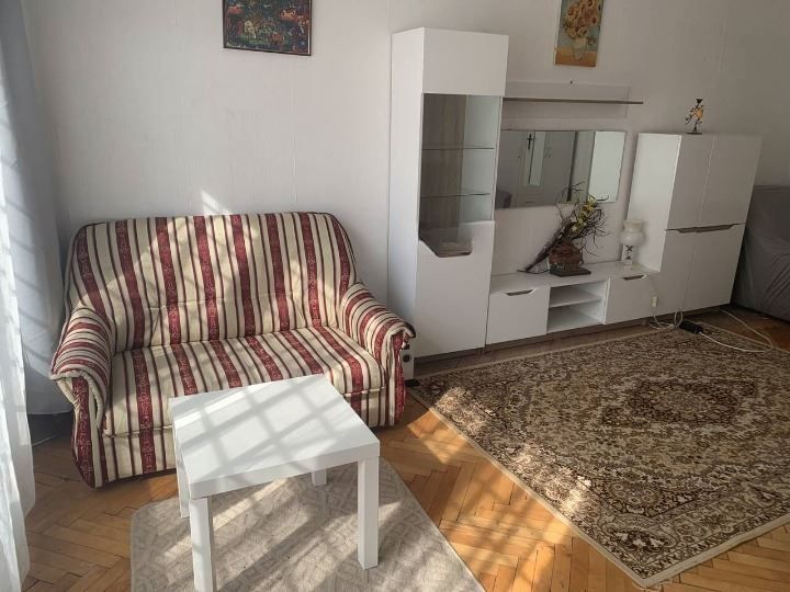 Дава се под наем Двустаен апартамент в София, Банишора - 50 кв.м за 382.5 € - Снимка #2