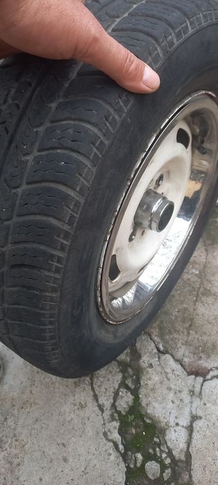 Гуми с джанти 175/70 R13