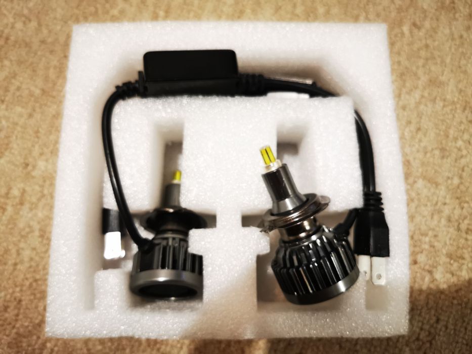Set leduri H1 H7 H8 H9 H11 HB3 9005 HB4 CanBus 360° 20000LM 6000k 200w