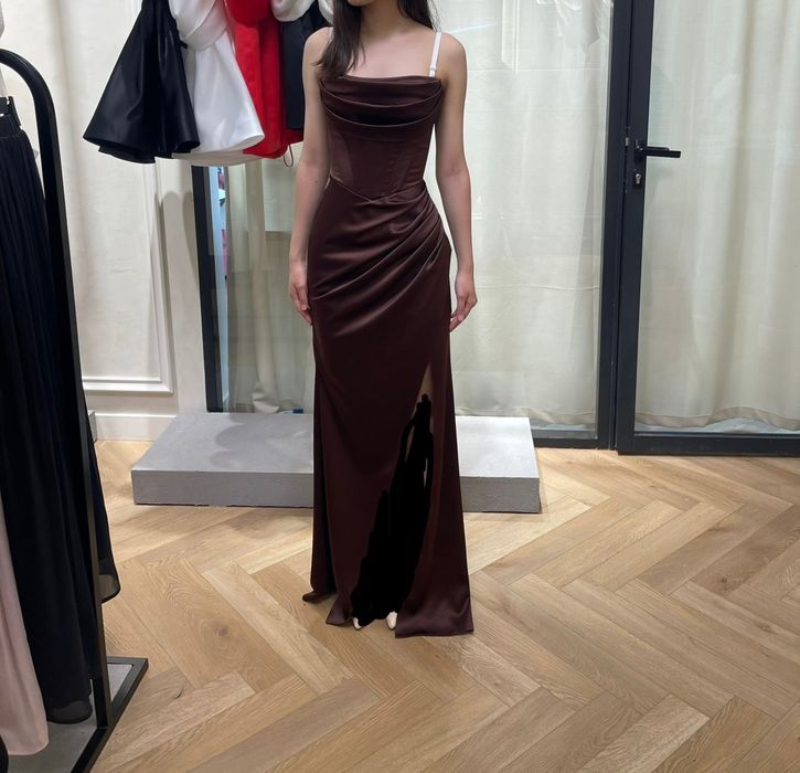 Платье с embark 60тыс