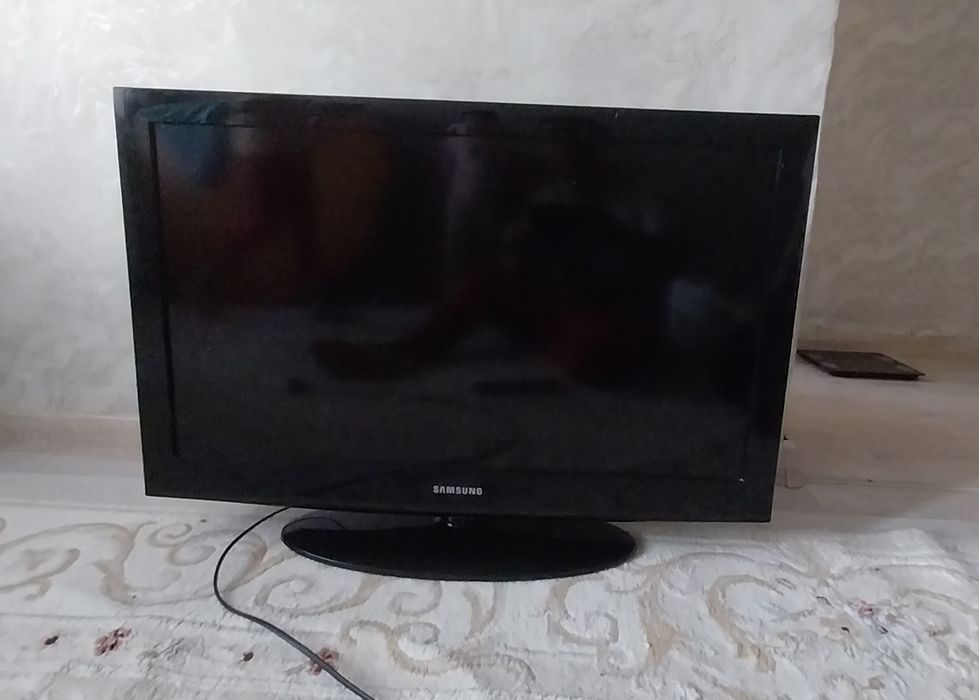 Телевизор самсунг