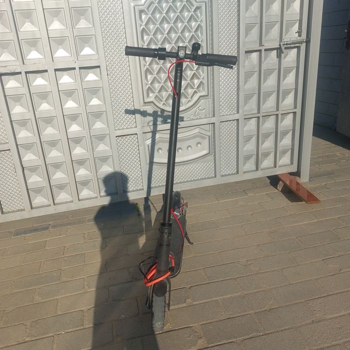 Xiommi m365 продается
