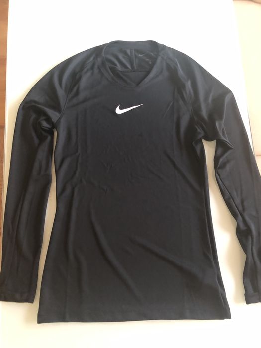 Bluzâ nike nouâ