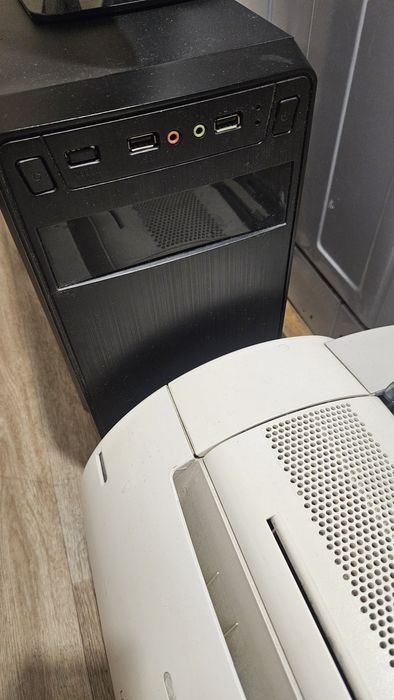 Продаётся компьютер и принтер