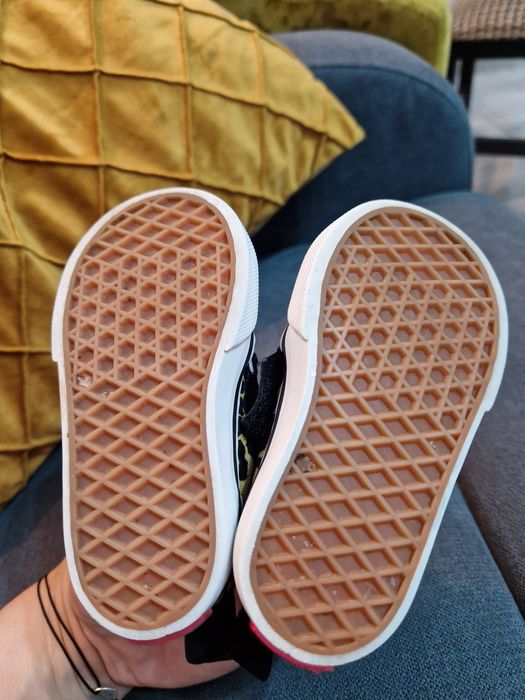 Sneakersi Vans marimea 19