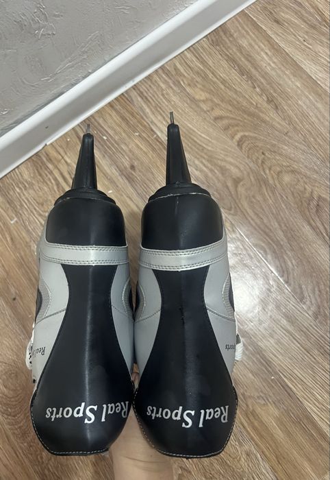 Продется коньки размер44