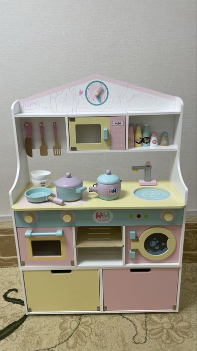 Продаю детскую кухню