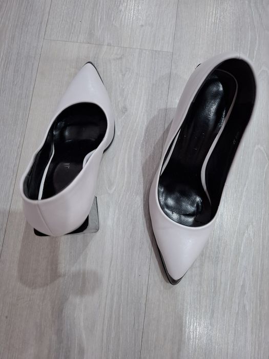 Туфли черно-белые