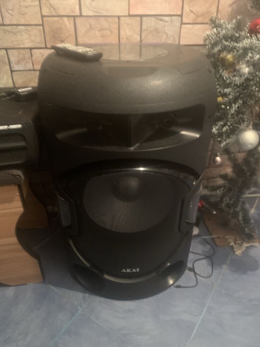 Boxe Akai  de vanzare cu statie