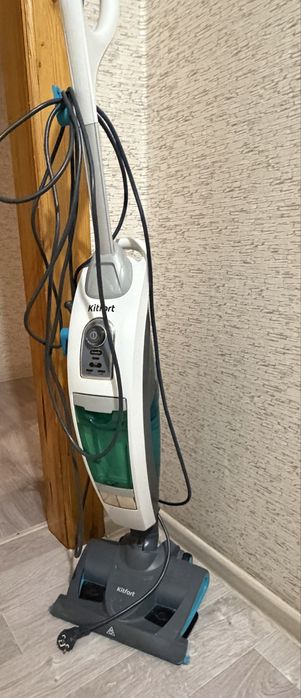 Продам вертикальный моющий пылесос