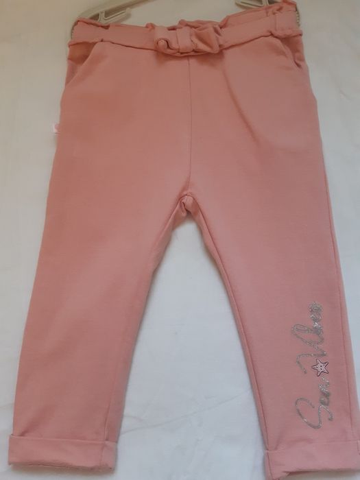 Продам новые штаны на девочку.