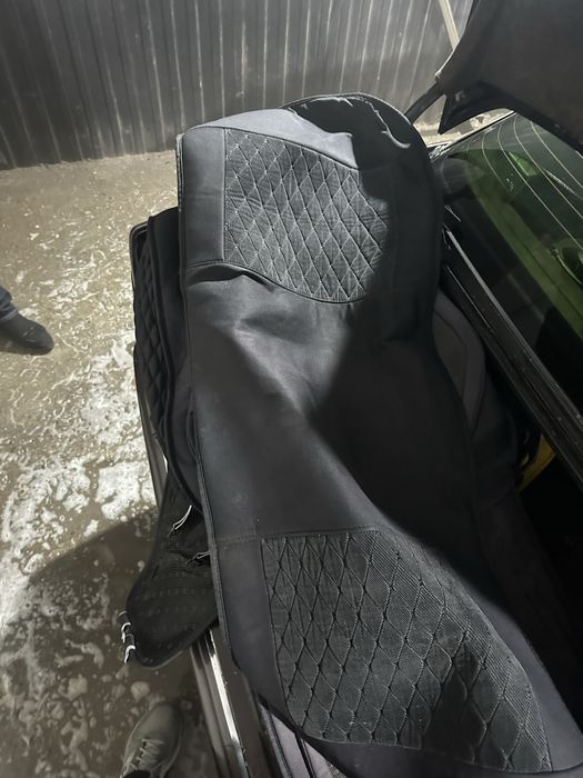 Чехлы новые 15000тг торг есть