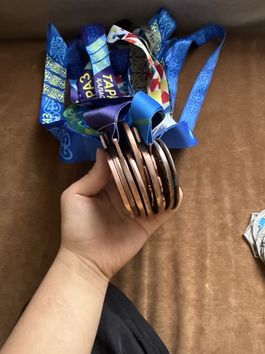 Продою медали