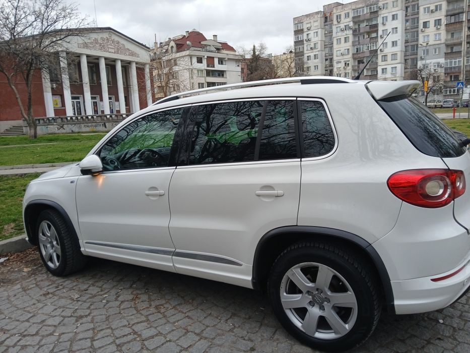 Продавам джип   VW Tigyan  ,13000EVR гр.Пловдив!
