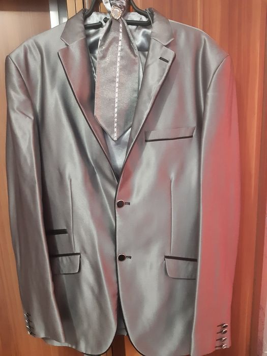 Costum de mire, naș