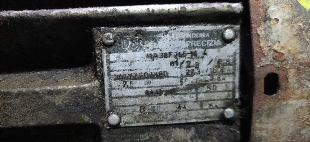 Motor electric trifazat cu flansa, 7.5kW 1500rpm, 220/380V