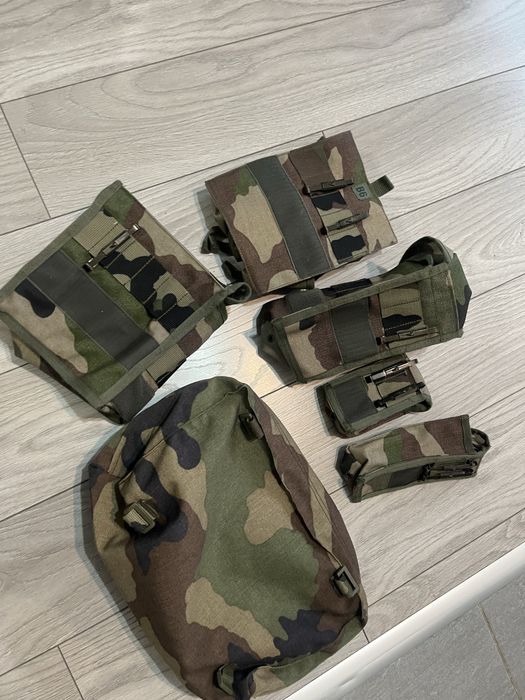 Diferite huse/ buzunare impermeabile  , legiunea straina