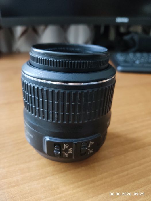 Объектив Nikkor 18-55