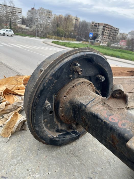 Продавам мост заден газ 66 нов