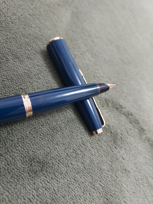 Stilou Parker Arrow penita aur 14k