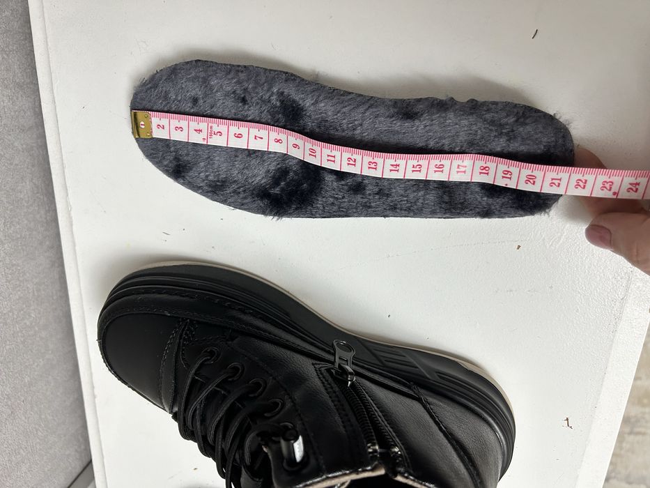 Продам сапоги зимние новые