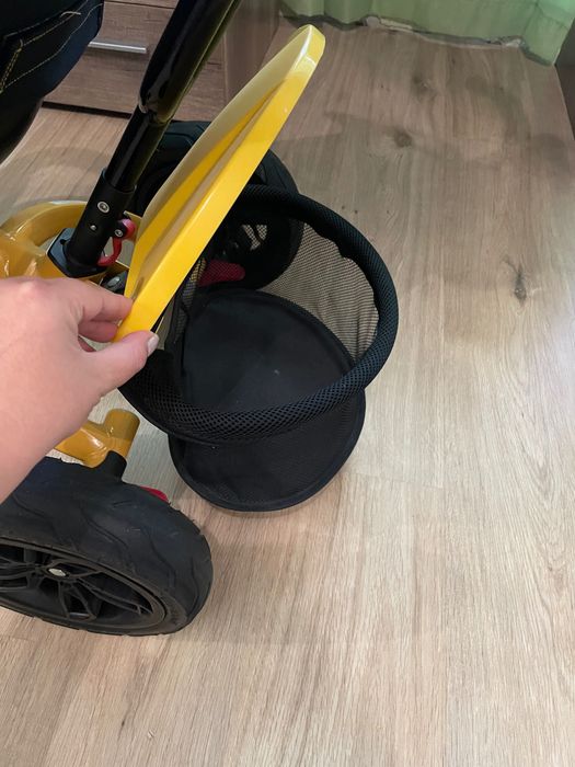 Детска триколка като чисто нова