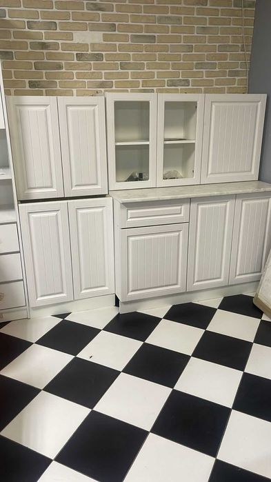 Распродажа ! Новая кухня  МДФ кухонный гарнитур 180 см Россия