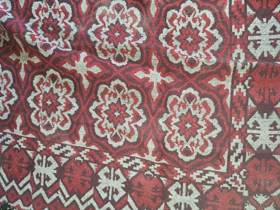 Продавам килими и пътеки!