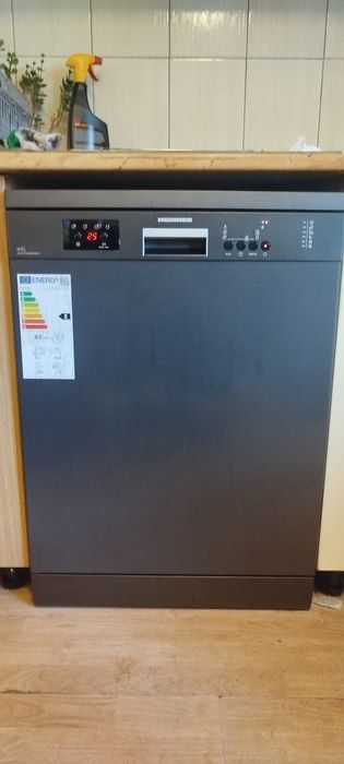 Masina de spalat vase Heinner