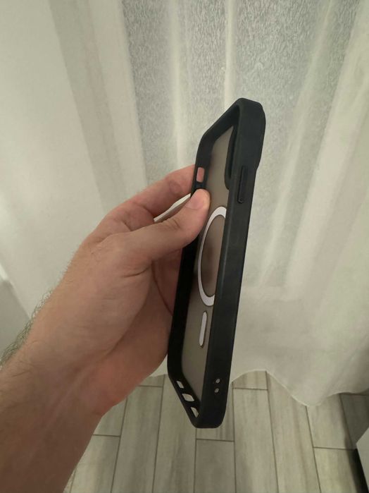 Husă iPhone 11 / Negru / compatibilă MagSafe