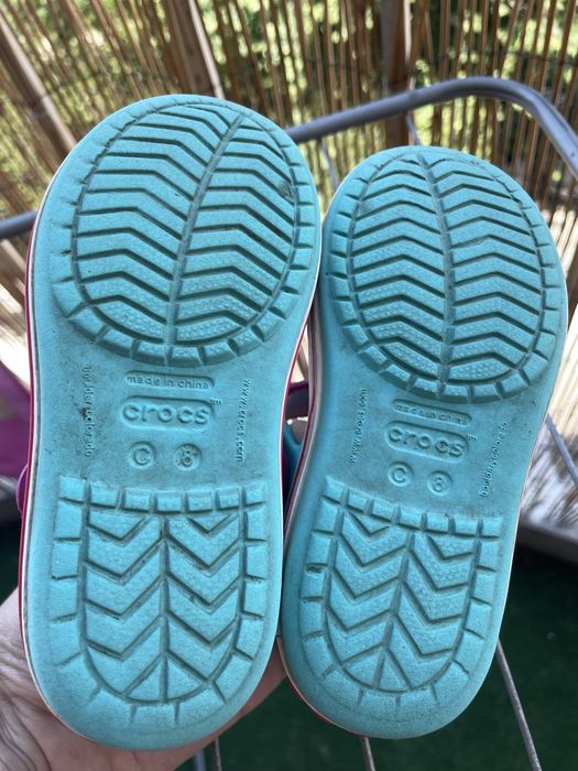 Crocs C8