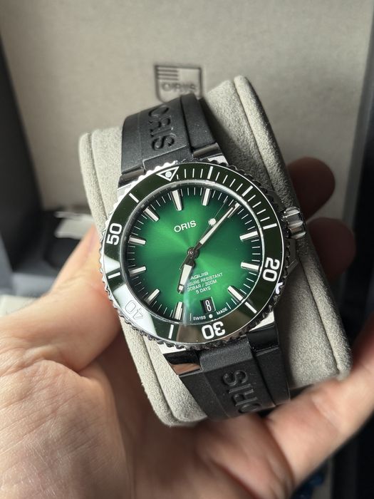 Oris Aquis Date Calibre 400 43.5mm