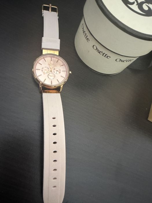 Ceas Oxette nepurtat