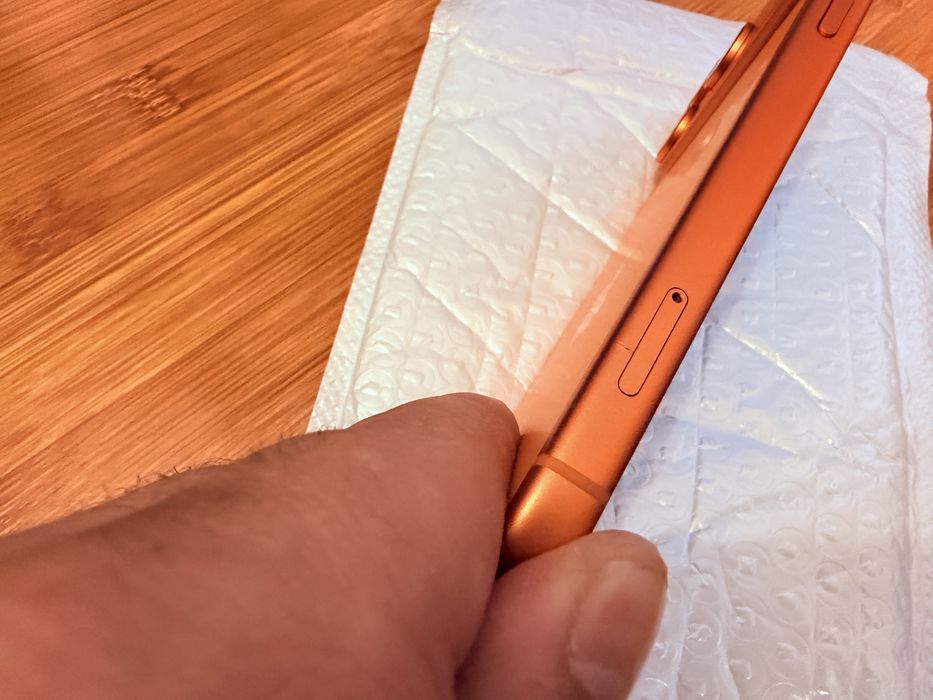 Dezmembrare / Piese iPhone 17 Pro Max Orange