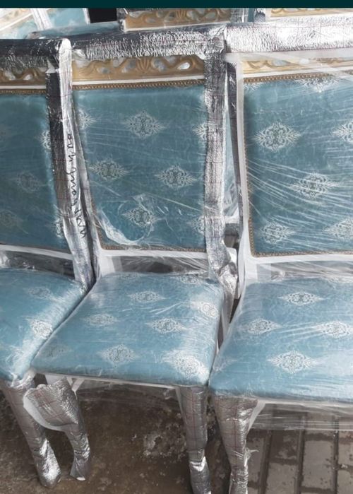 Продаётся стулья