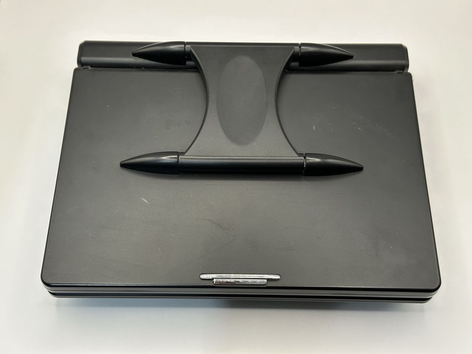 Портативный DVD плеер