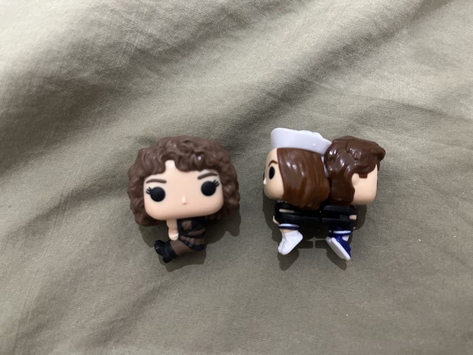 Фигурки киндер джой осд