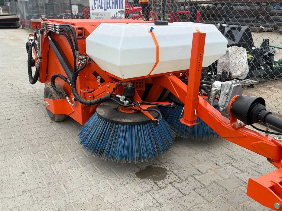 Măturătoare comunală autocolectoare pentru tractor - Piese de schimb