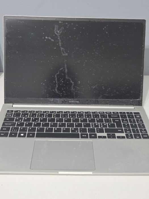 I3 1115G4 8GB DDR4 SSD 240