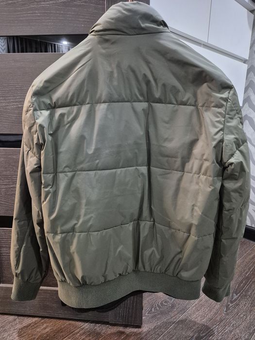 Продам куртку зимнюю!