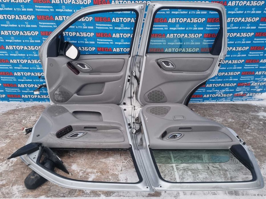 Двери на Мазду Трибьют / Mazda Tribute