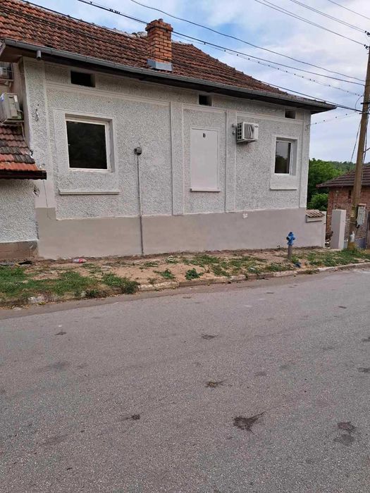 Продава се Къща в с. Буковлък, Област Плевен - 144 кв.м за 459 €/кв.м - Снимка #1